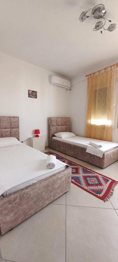 Guesthouse Bela 티라나 외부 사진
