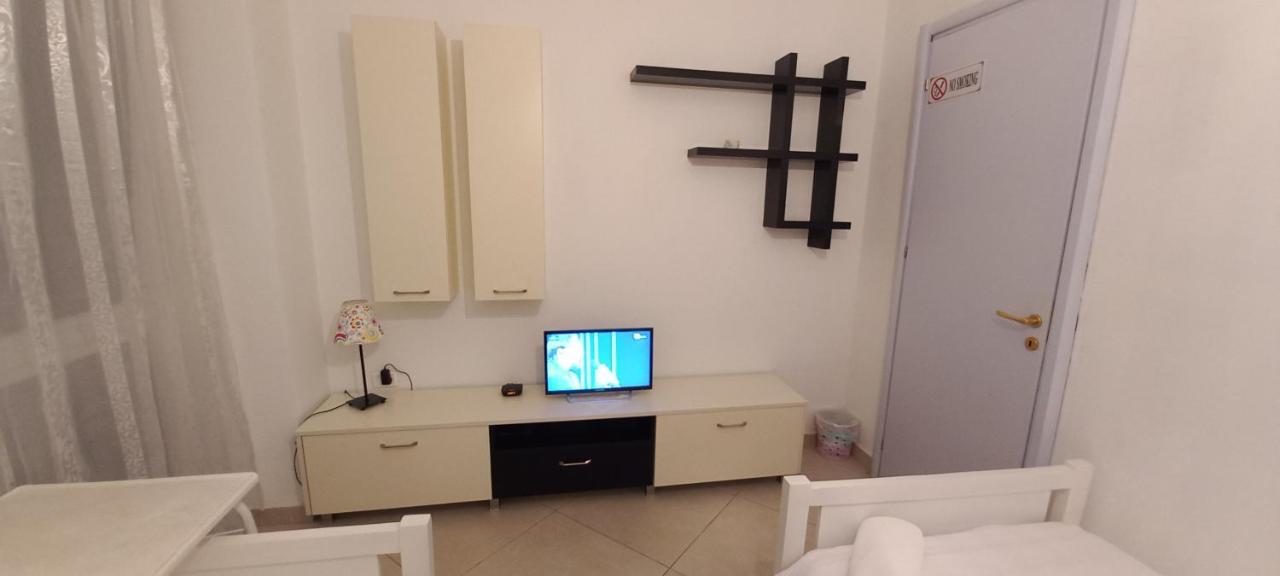 Guesthouse Bela 티라나 외부 사진