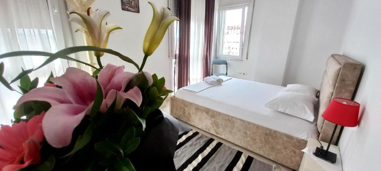 Guesthouse Bela 티라나 외부 사진