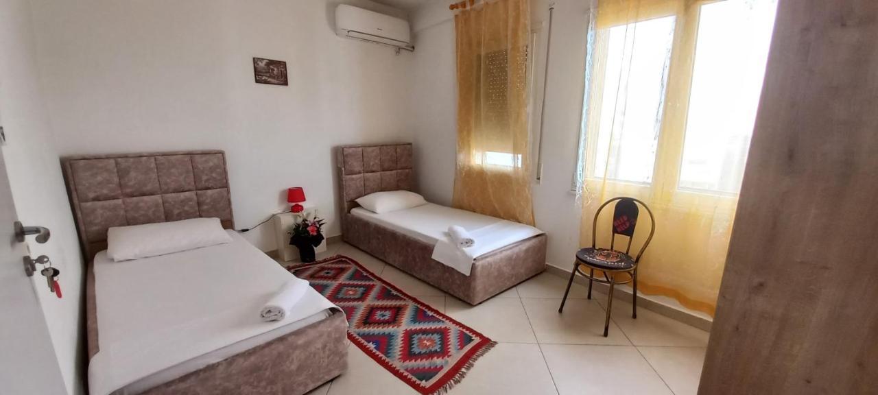 Guesthouse Bela 티라나 외부 사진