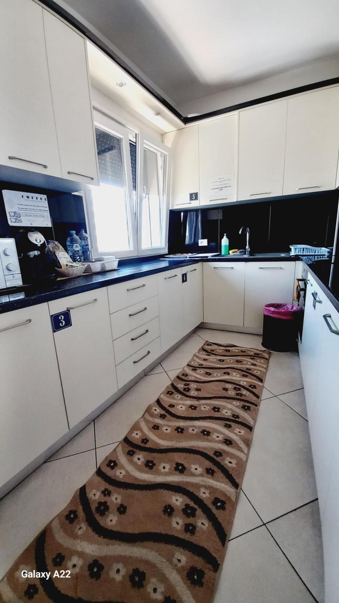 Guesthouse Bela 티라나 외부 사진